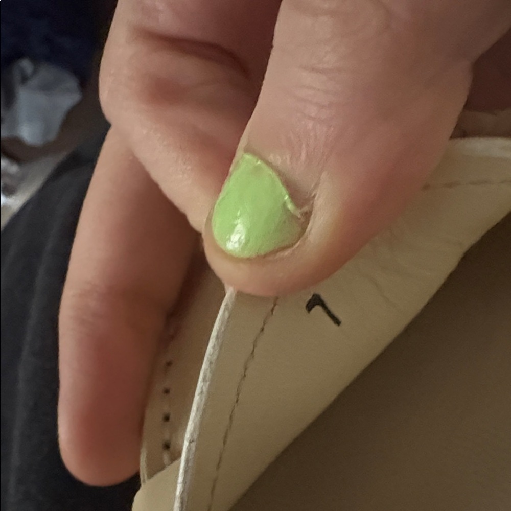 Tod’s Cream Kitten Heels - Picture 12 of 13